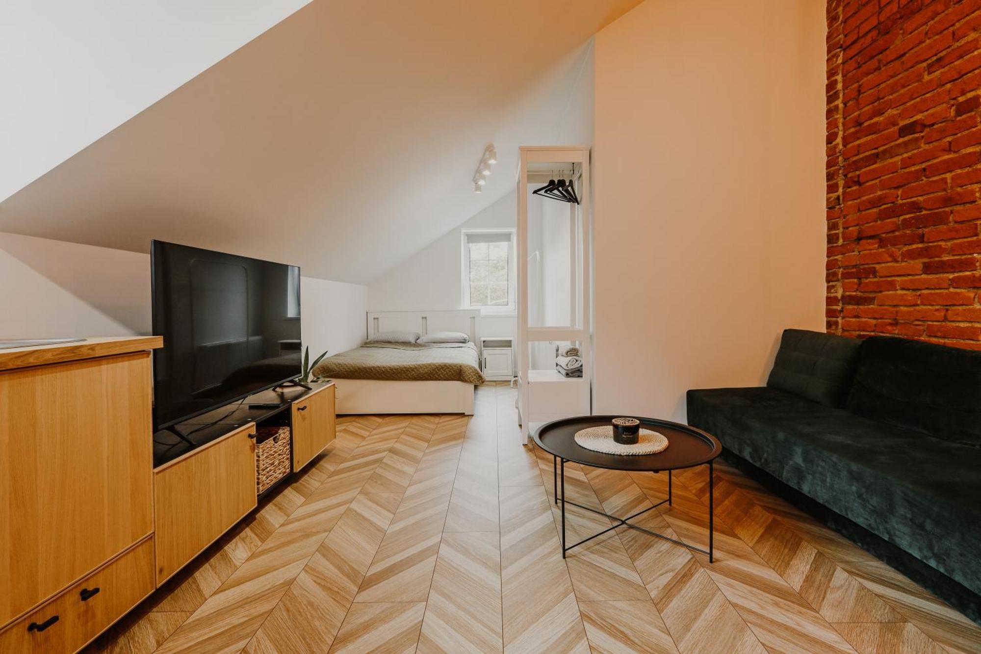 קלייפדה Old Brick Boutique Apartments מראה חיצוני תמונה