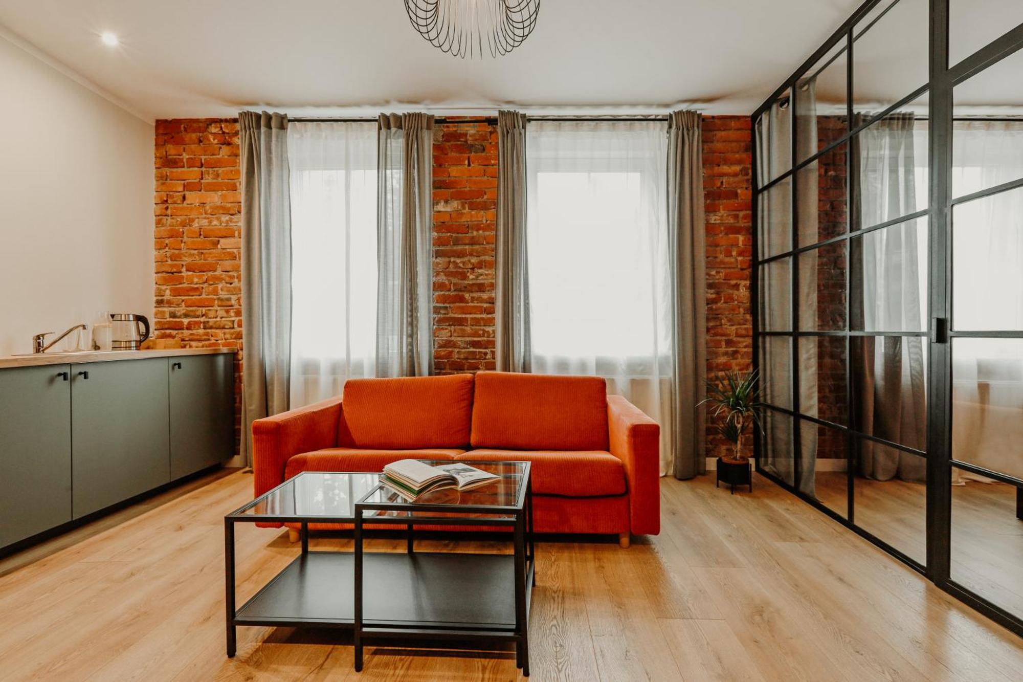 קלייפדה Old Brick Boutique Apartments מראה חיצוני תמונה
