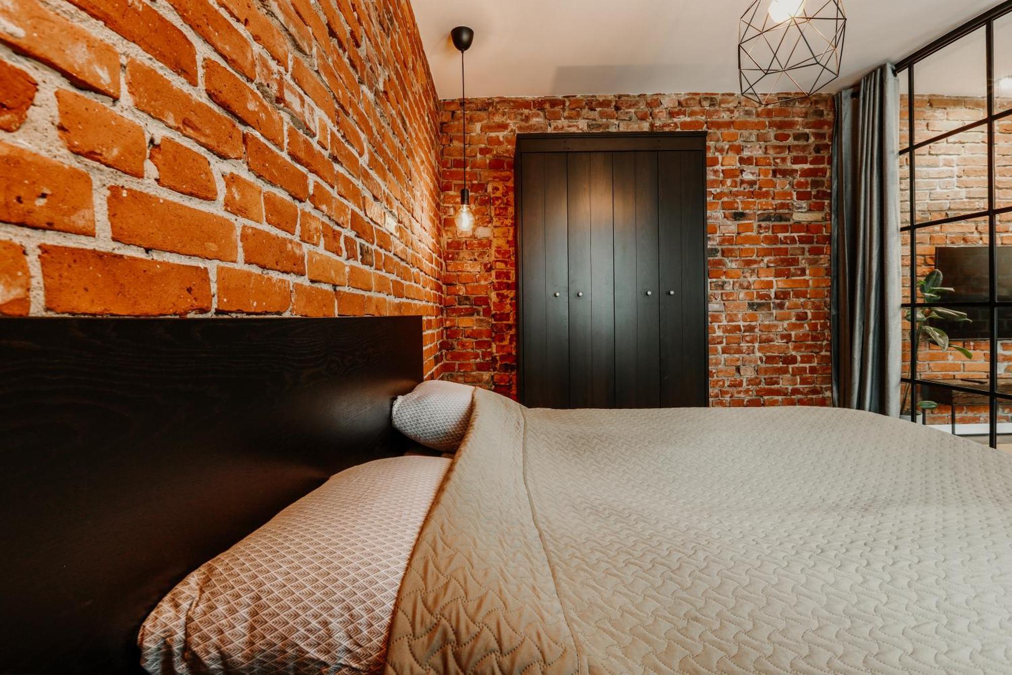 קלייפדה Old Brick Boutique Apartments מראה חיצוני תמונה