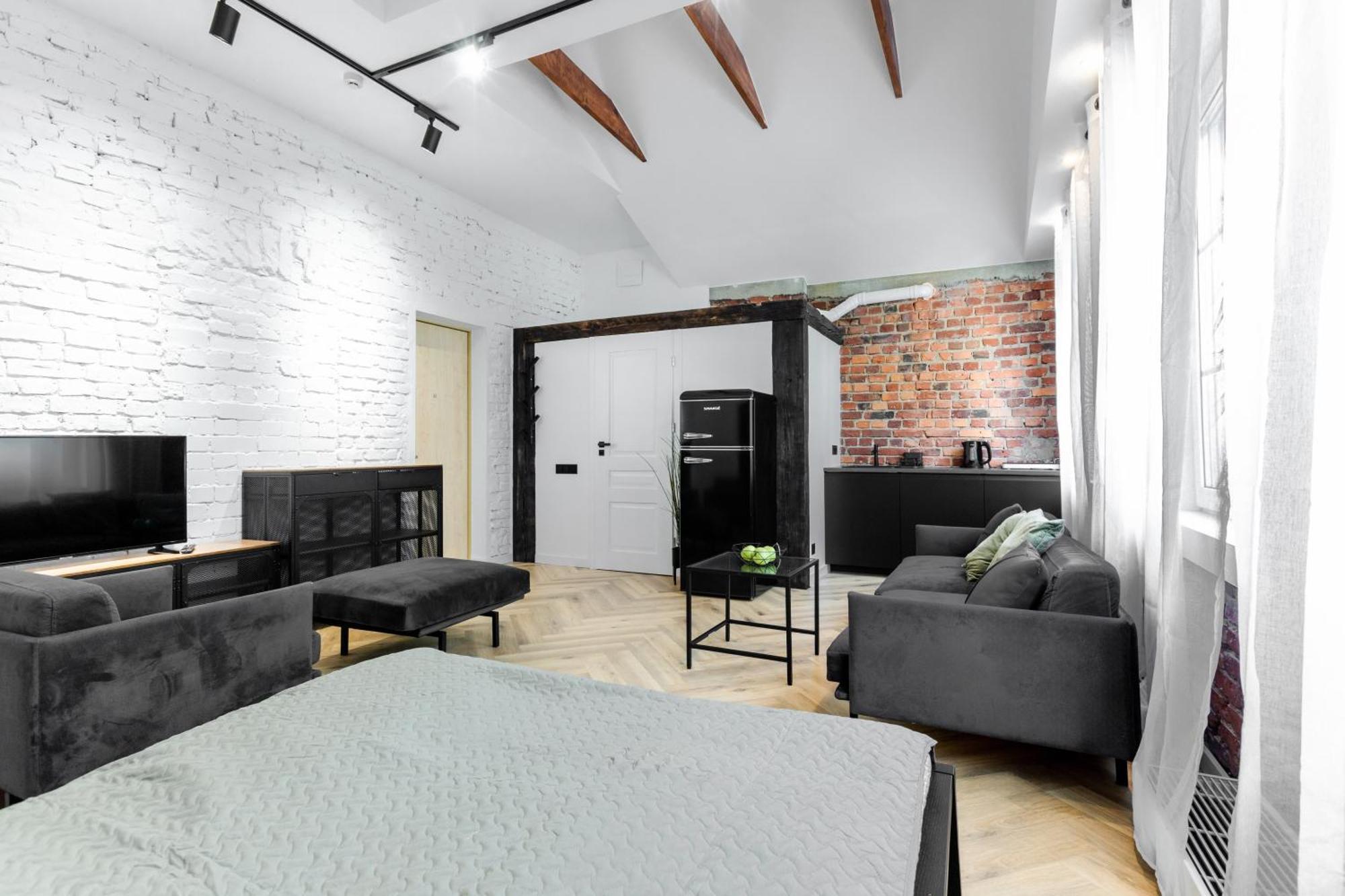 קלייפדה Old Brick Boutique Apartments מראה חיצוני תמונה