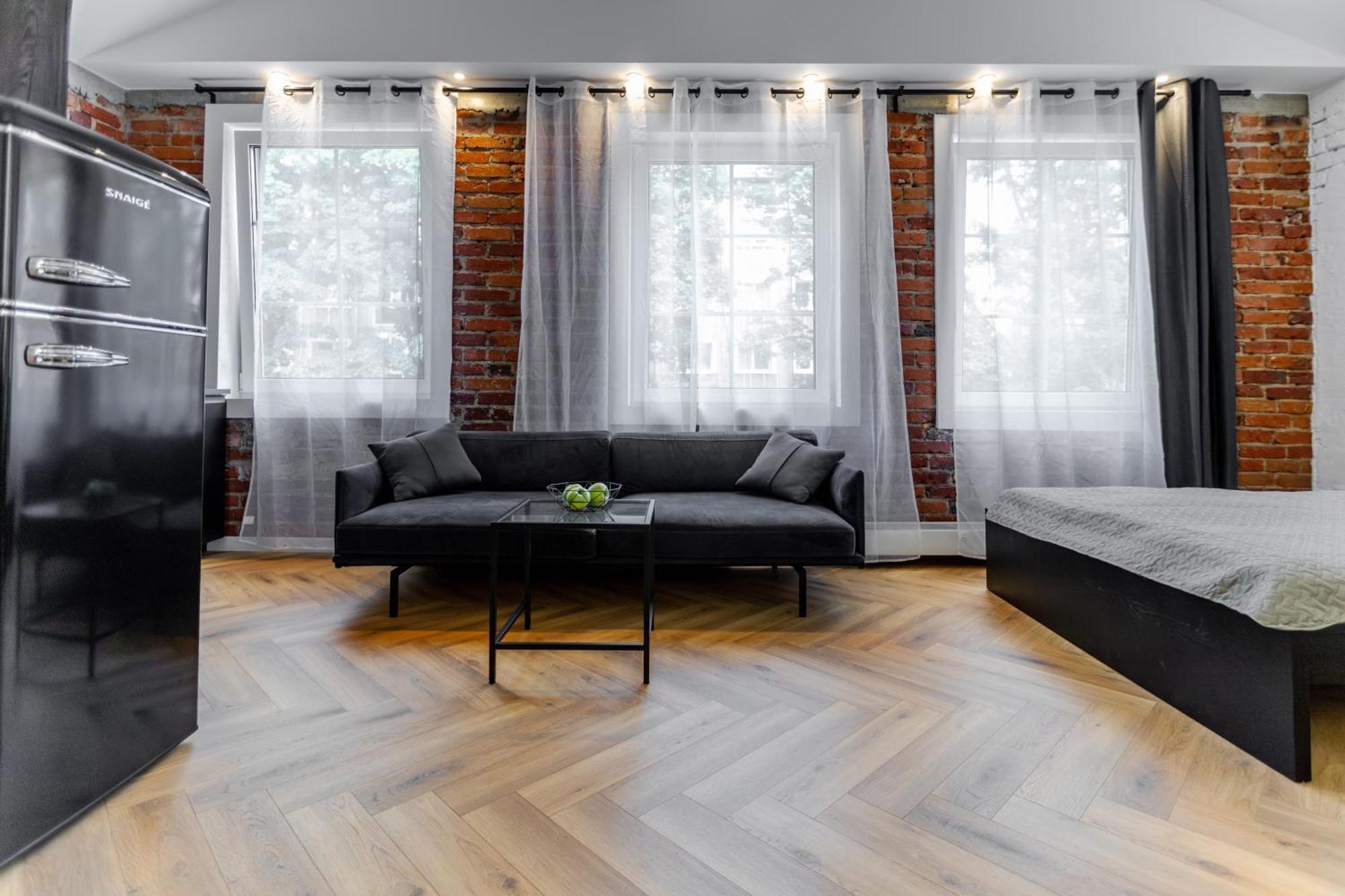 קלייפדה Old Brick Boutique Apartments מראה חיצוני תמונה